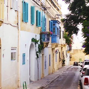 Giljana Ensuite Shared Terrace & Kitchen St. Julian's